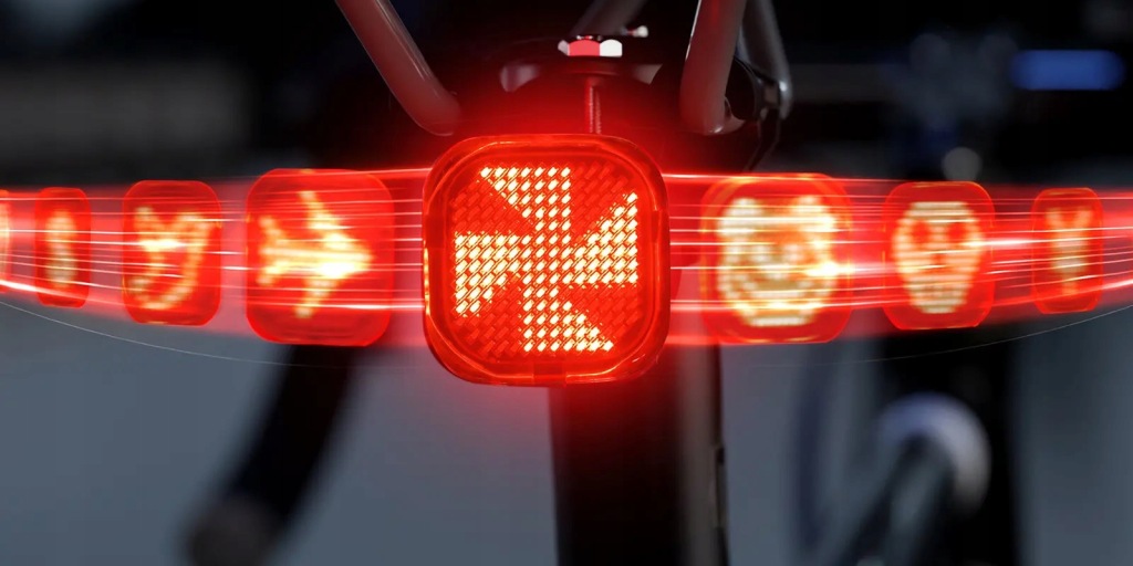 Lampka CYCLAMI CY180-R